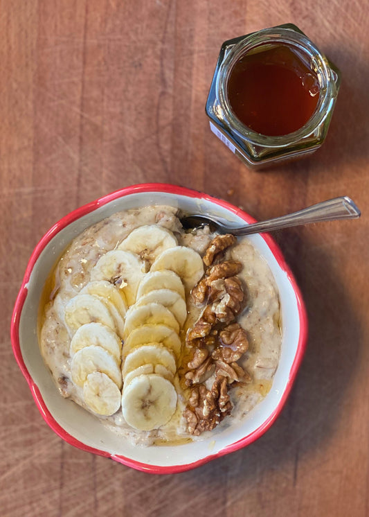 Banana, Ginger & Walnut Porridge - JUXfood